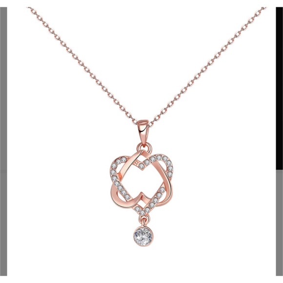 18k Rose Gold Plated Heart Necklace - Picture 3 of 3